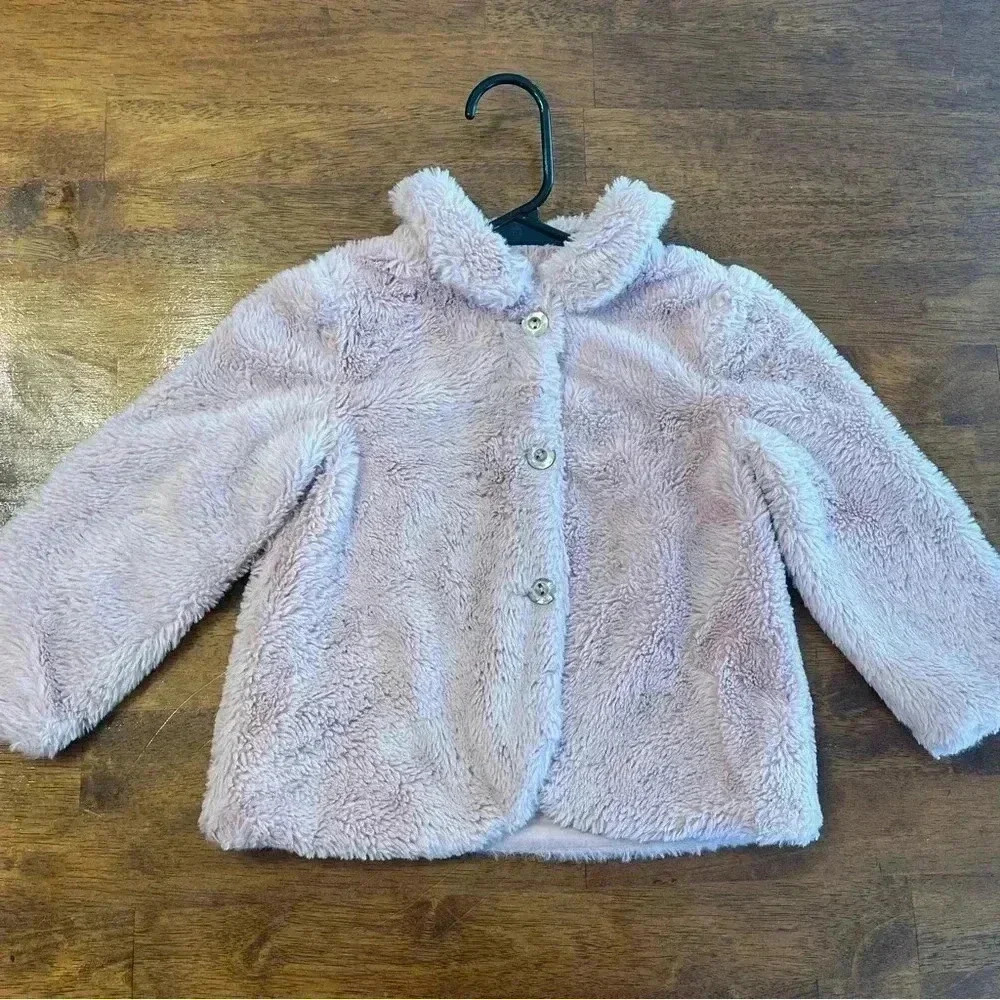 Edgehill Collection Girls pink fur coat size 2/3